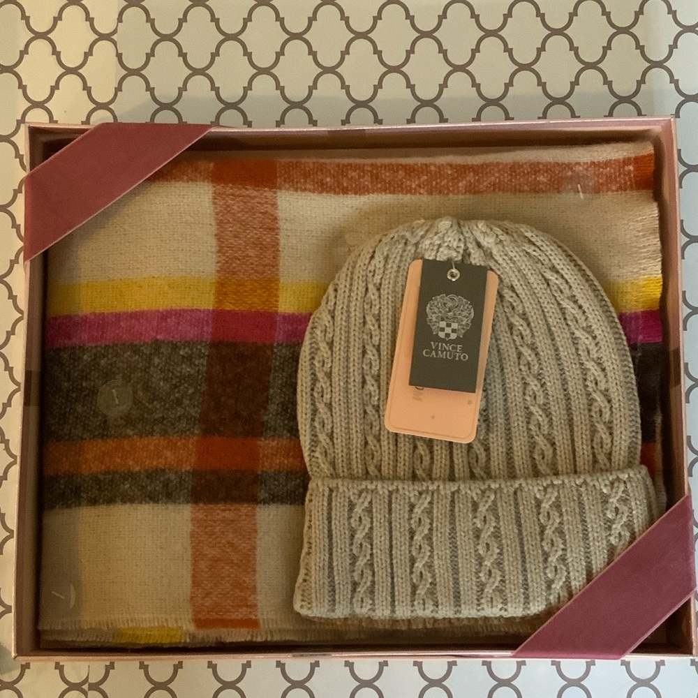 152. Vince Camuto Taupe Cable Knit Beanie and Plaid Scarf Set